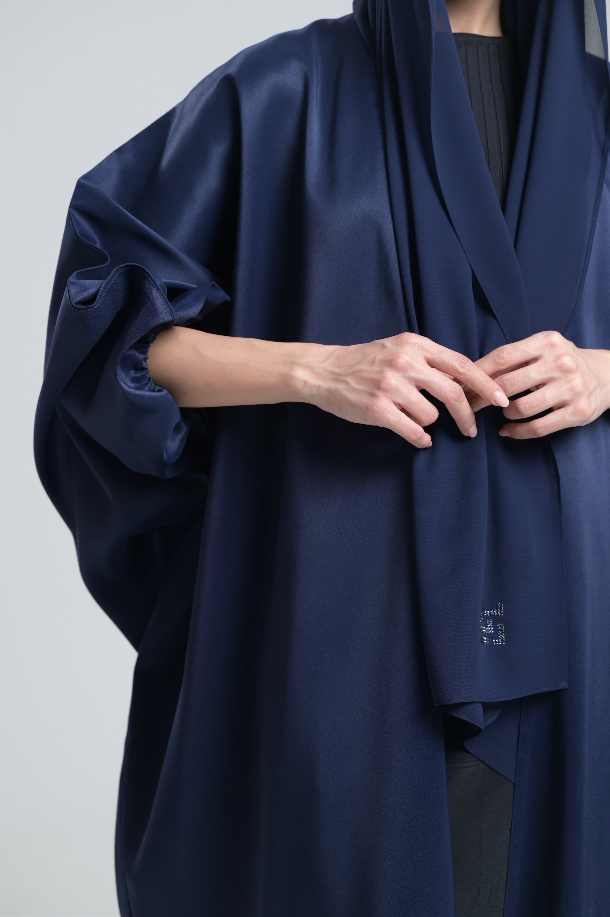 Navy Rodah Abaya