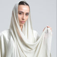 Load image into Gallery viewer, Shailah with elegant colors | شيلة أنيقة بخمسة ألوان مختلفة
